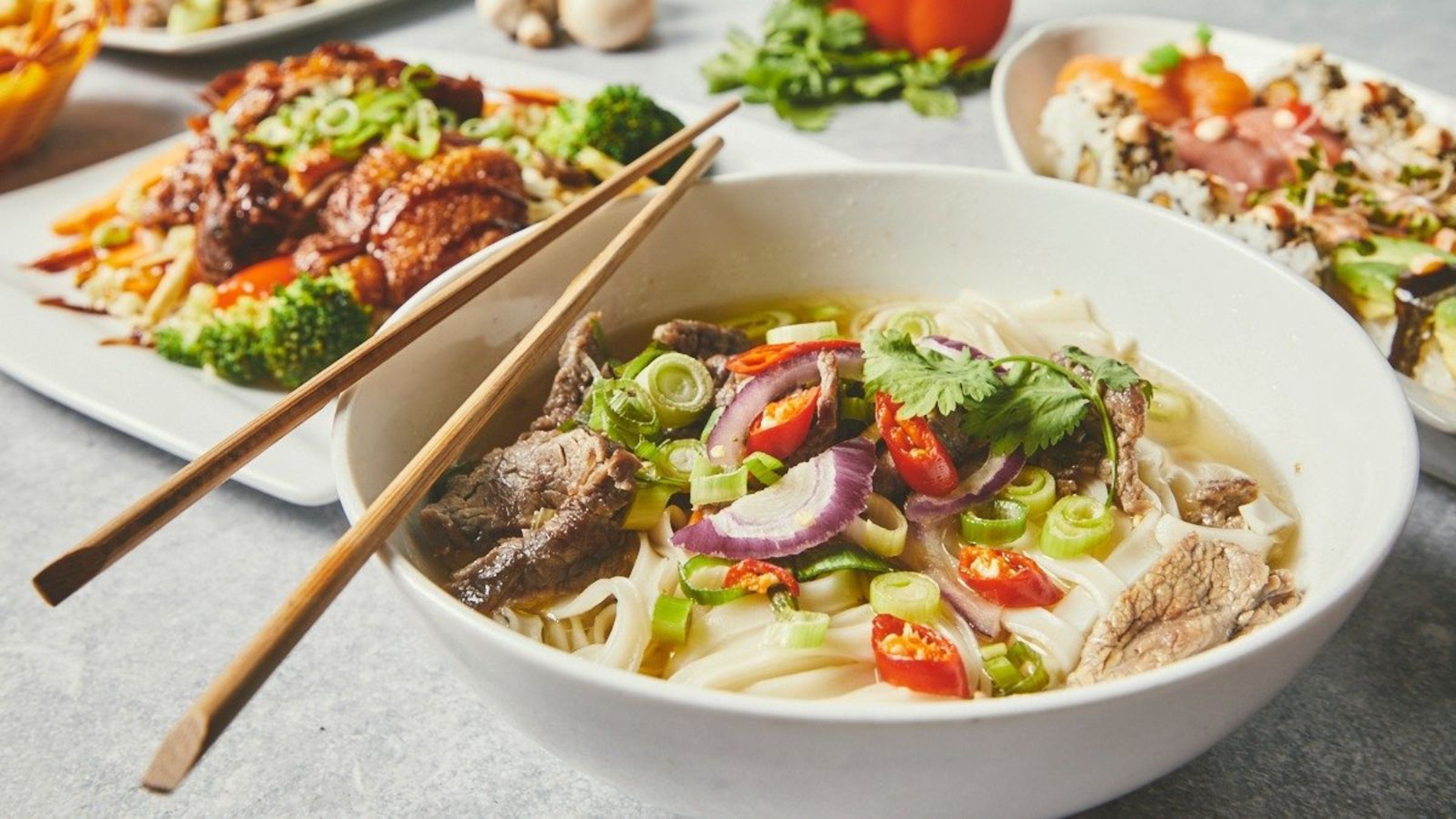 Restaurant LE / Peking Grill